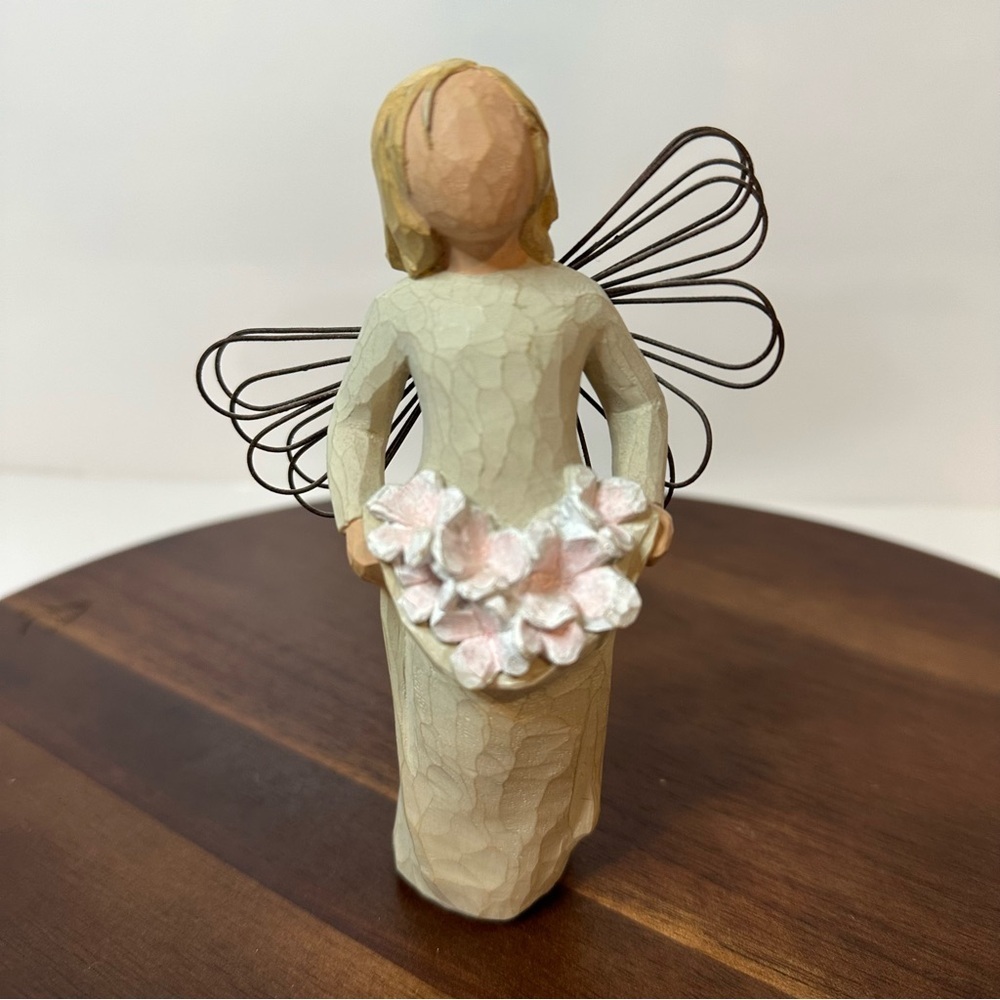 Willow Tree “Angel of Spring” Figurine – Pink Flowers – Susan Lordi 2001 Vintage